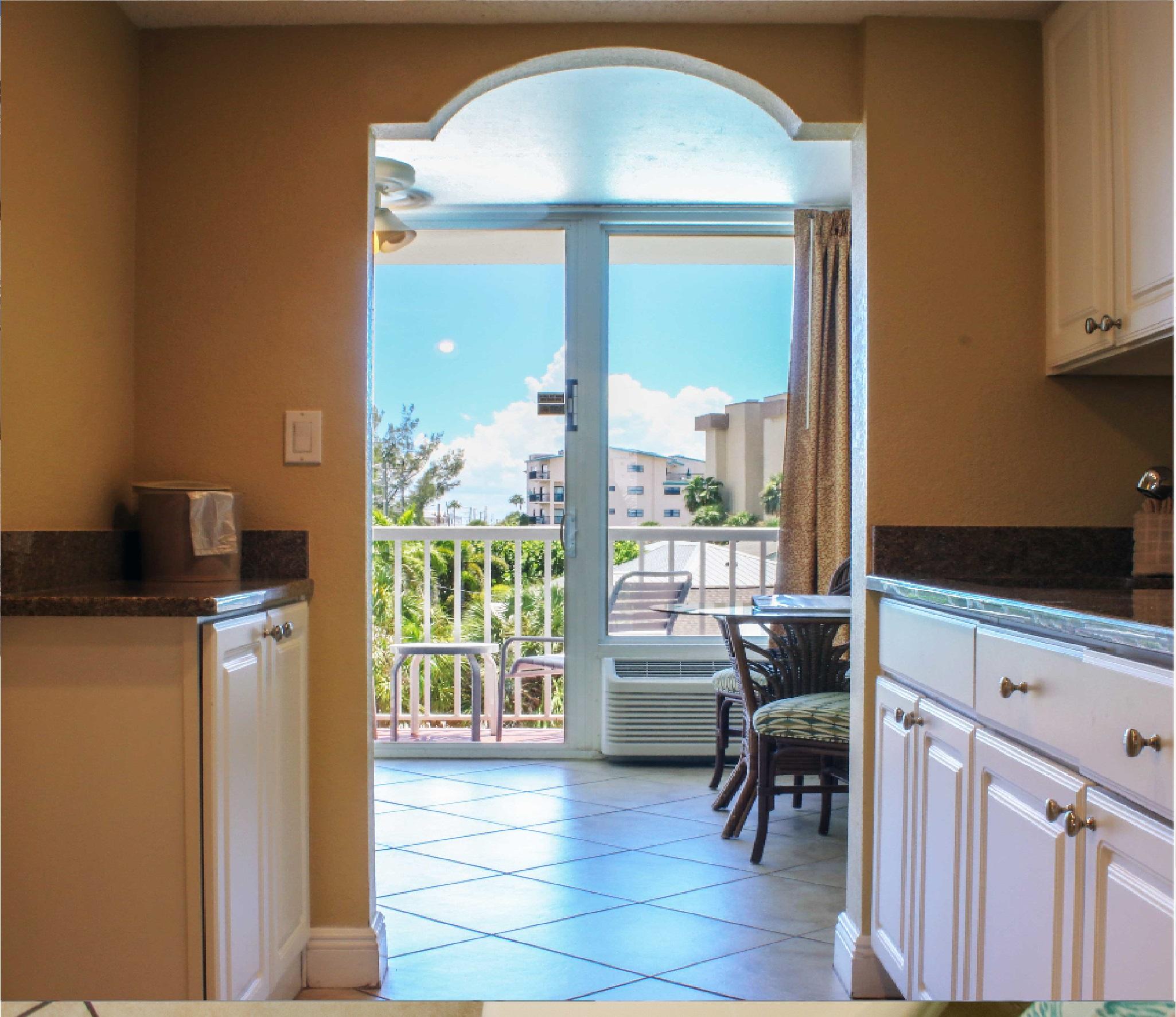 Barefoot Beach Club St. Pete Beach Extérieur photo
