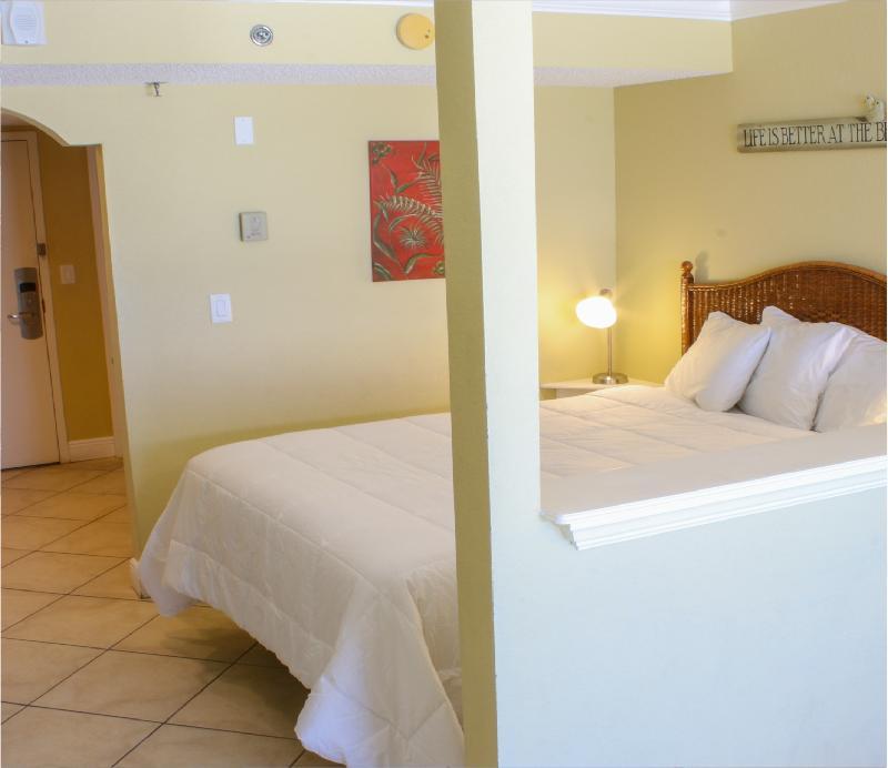 Barefoot Beach Club St. Pete Beach Extérieur photo